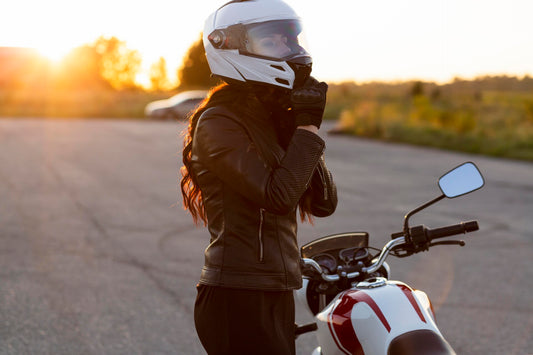 ¿Cómo elegir la indumentaria perfecta para motociclistas?: Consejos y recomendaciones